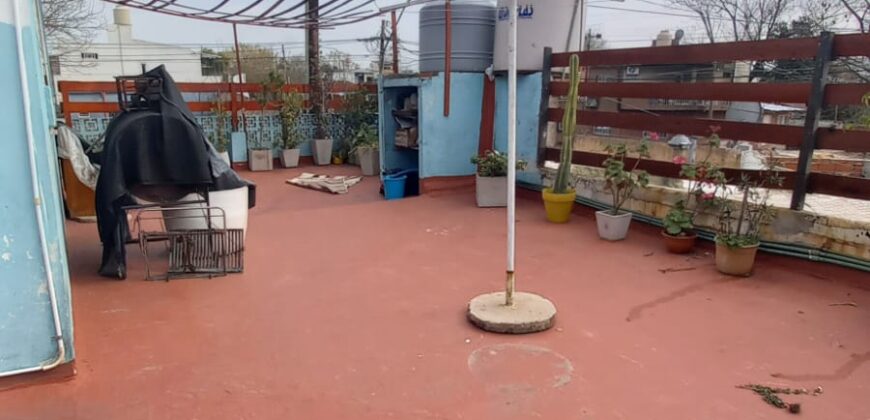 P.H. EN DOS PLANTAS