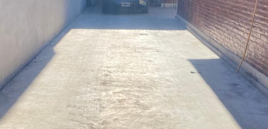 DOS CASAS EN UN MISMO TERRENO