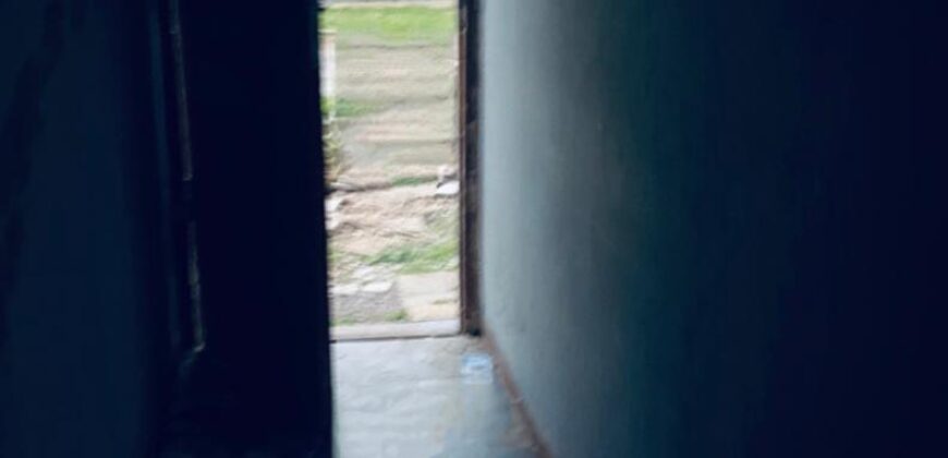 CASA CON DOS DEPARTAMENTOS (a reciclar)